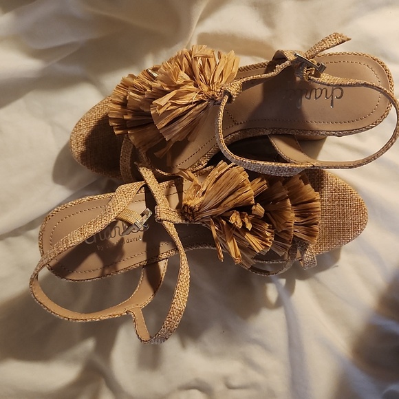 Charles by Charles David without the sea shells size 5 - Picture 4 of 5